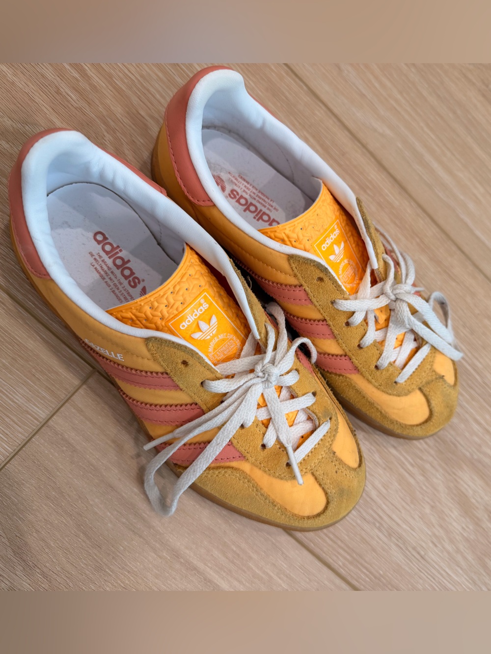 Adidas Gazelle Pink/Yellow size 5 (women’s 6)